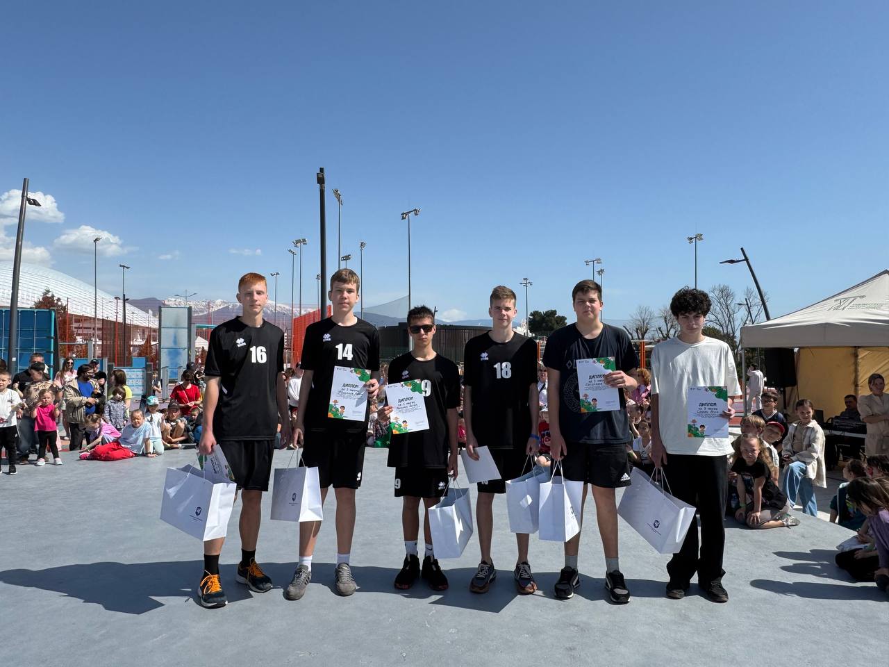 Детский фестиваль: активности, эмоции, заряд энергии, аквагрим и весна