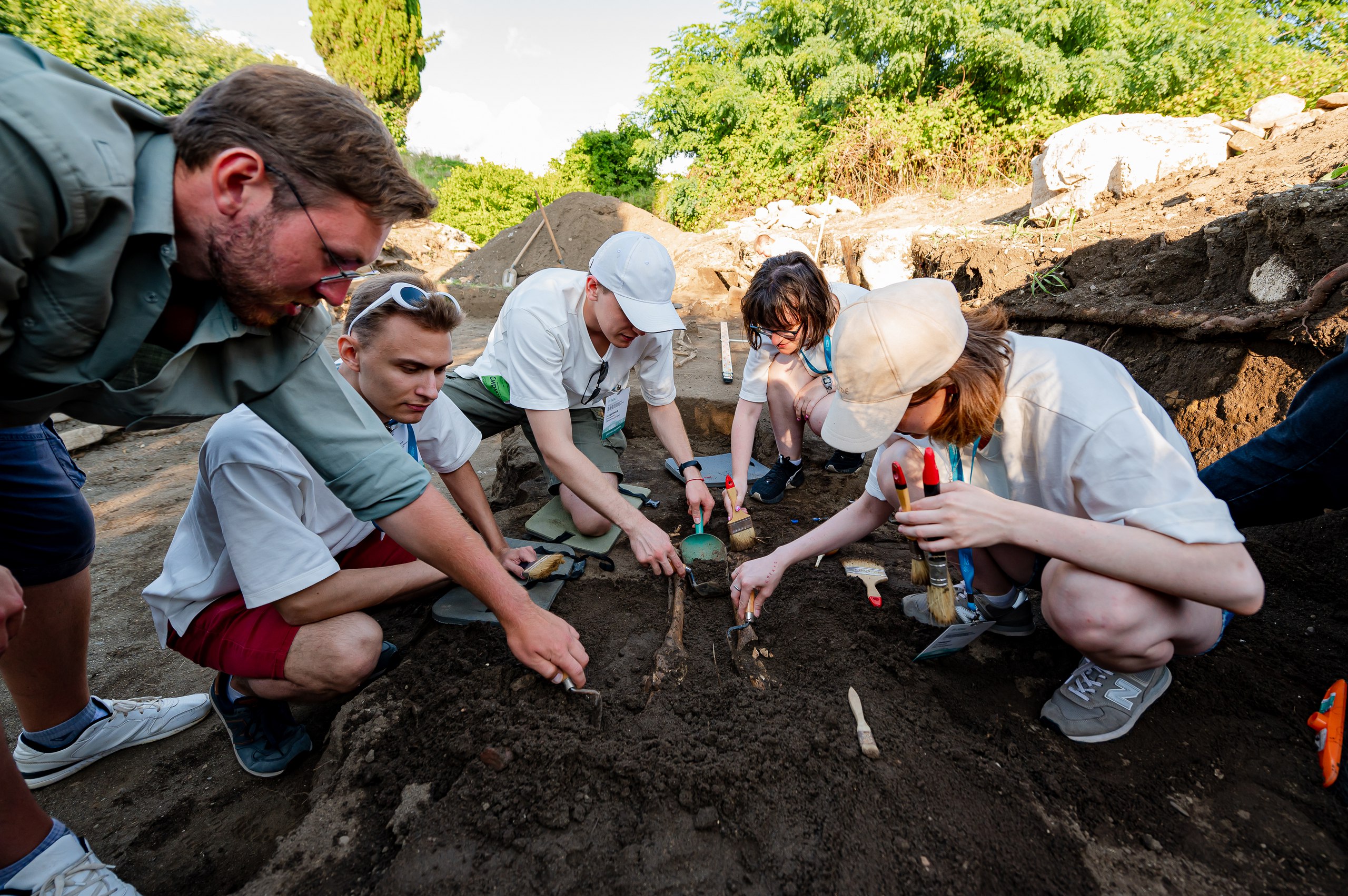 В «Сириусе» стартовала археологическая программа для школьников